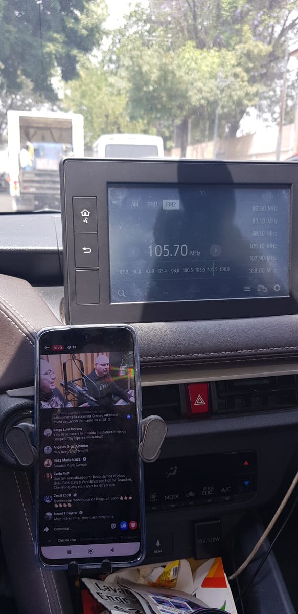 Omar_Ruido_Luna's tweet image. Atorado en el #tráfico pero nunca aburrido #trackattack con @pepecampamx en @Reactor105