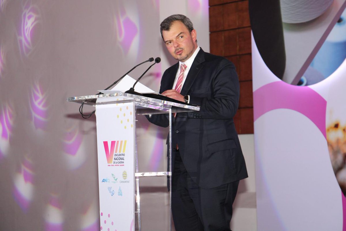 "Desde la COMUNIDAD CANAIVE, se está construyendo un Ecosistema Estratégico de la Industria de la Confección en México, un proyecto empresarial de largo aliento para el cual se están conectando liderazgos y formando alianzas" José Pablo Maauad, Presidente CANAIVE