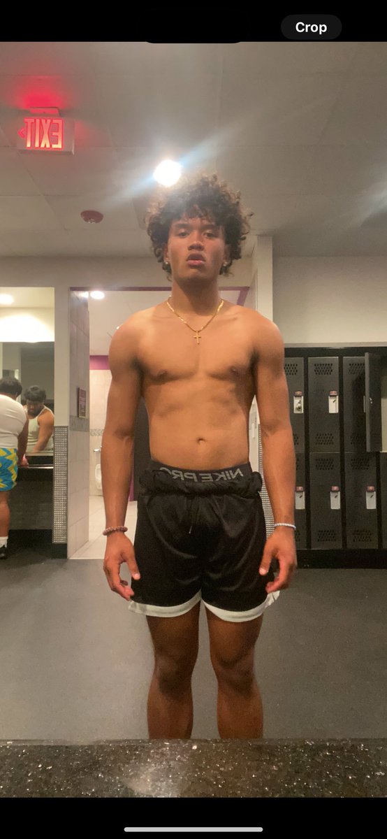 HunkinSamson's tweet image. Offseason Transformation‼️
2024 March (165 lbs) —> 2025 March (185 lbs)
@SierraCollegeFB #dawgwork #SophmoreYearLoading
1st Year (True Freshman) Highlights: