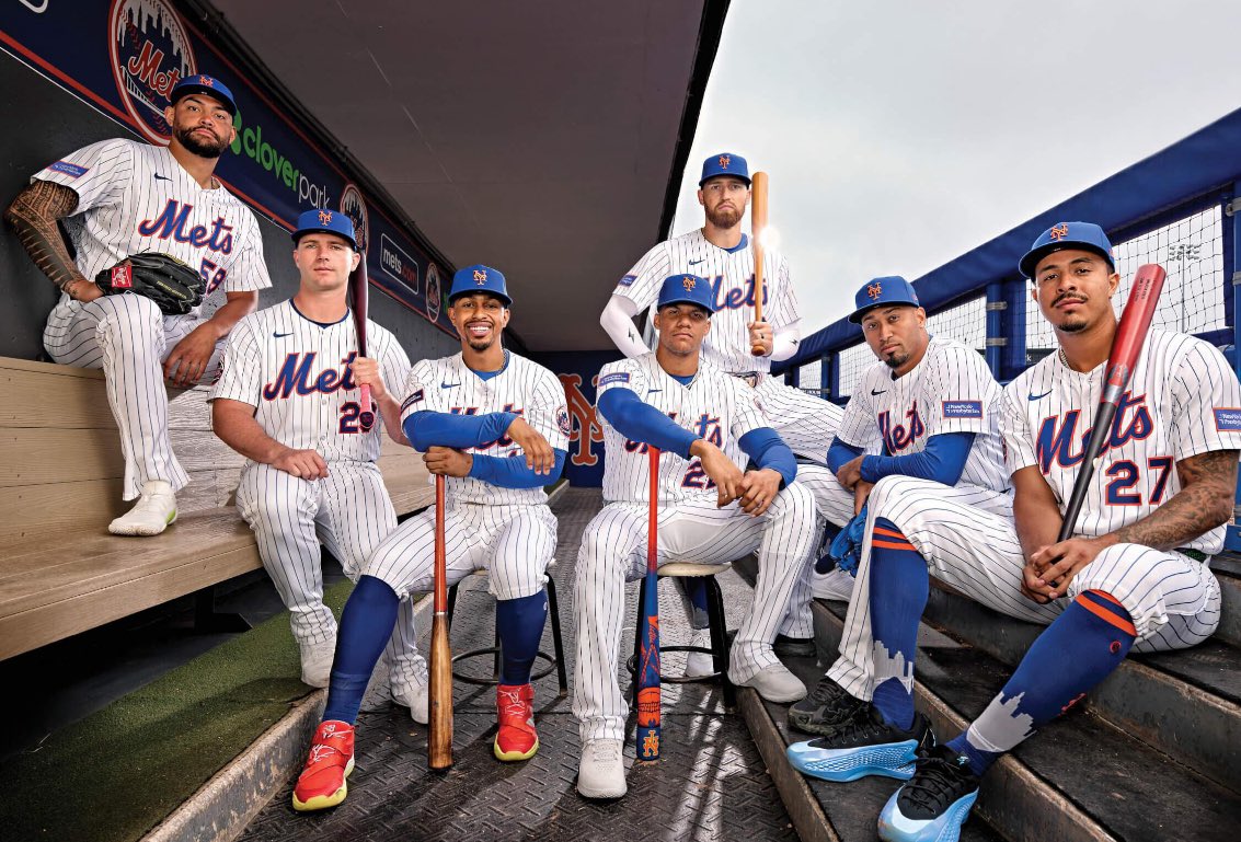 emilyinqueens's tweet image. the aura is actually unreal