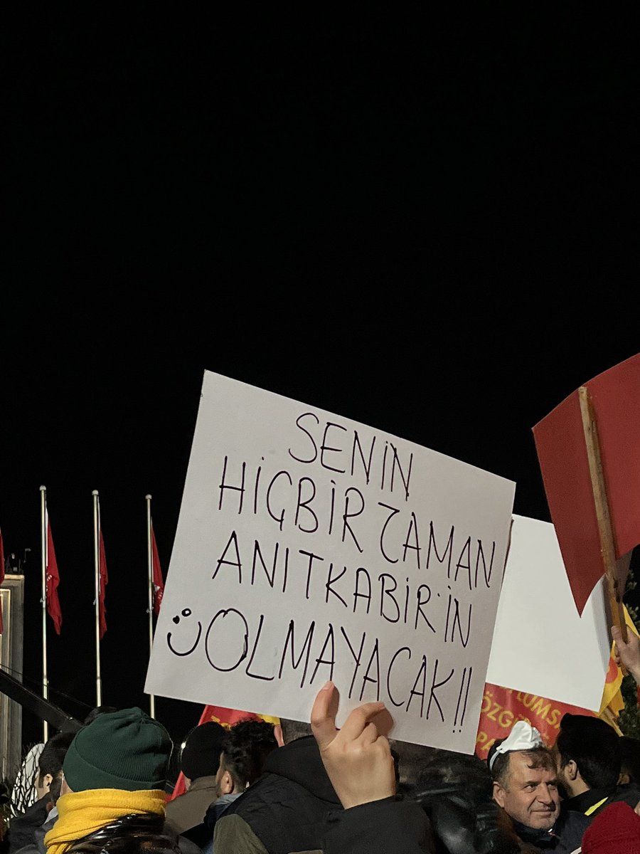 :) #sarachanedeyiz