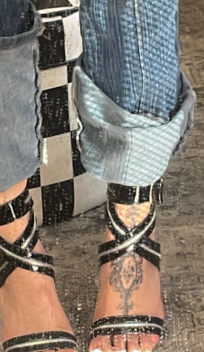 DJSoundHealer's tweet image. im me