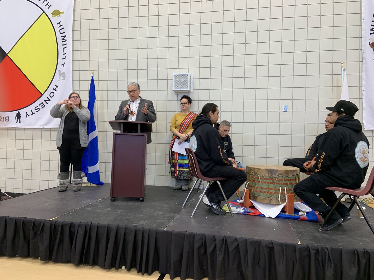 stbstvdan's tweet photo. Ce fut un honneur d’être invité ce matin à la cérémonie de dénomination et de bénédiction du nouveau projet de parc et de sentier au centre communautaire de Winakwa. Ce nouveau parc offrira un environnement extérieur dynamique et inclusif aux jeunes et aux familles du quartier. https://t.co/cKAtU2vErW