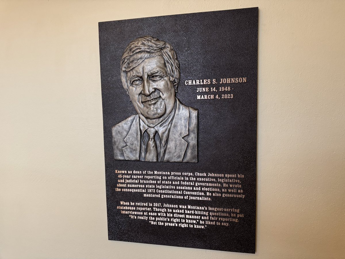 JSAmbarian's tweet photo. I was very honored this afternoon to be in attendance for the official unveiling of a plaque at the State Capitol, dedicated to my mentor and friend Chuck Johnson, one of Montana’s great journalists (and people). #MTNews #MTPOL #MTLeg https://t.co/Oq0uWWGQSX