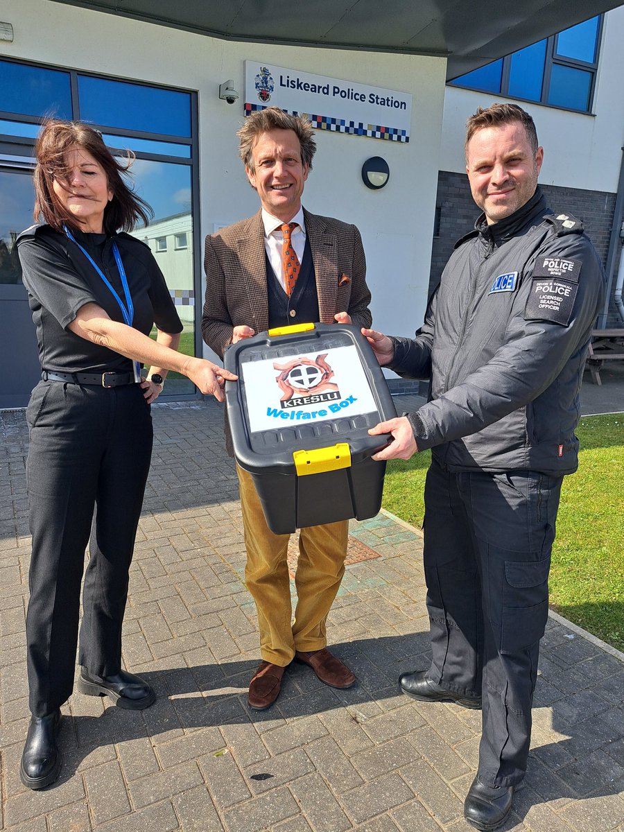 Our patron,High Sheriff of Cornwall Sam Galsworthy,helped deliver welfare boxes to all police sectors across Cornwall

Officers often work at incidents for hours,sometimes in remote areas,at night and in all weathers.

We hope the contents of the welfare boxes will cheer them up!