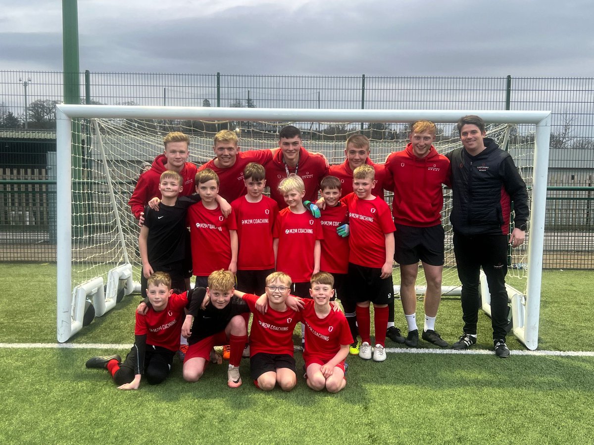 hartpuryfootbal's tweet photo. Our Hartpury Acorns U10’s had their first ever competitive game against Forest Green Rovers last night⚽️ 

It was great to have the young acorns  interview some of our @hartpuryunifc players this evening and enjoy a fantastic training session together! 👏

#proudtobelong https://t.co/mb3nvQLNSI