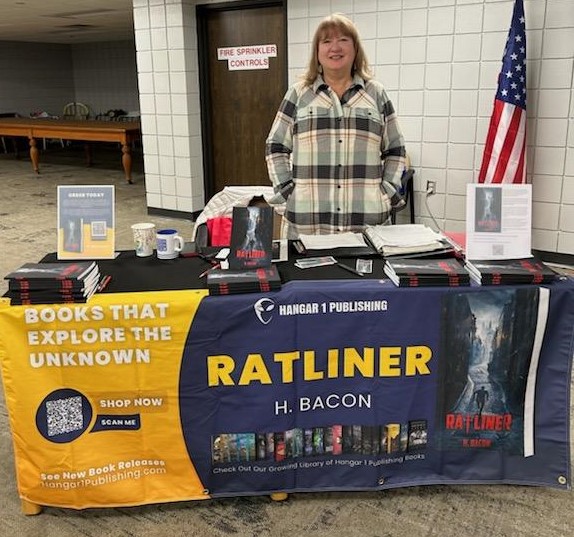 heidibacon's tweet photo. Getting ready to head to southern MO to have book signings for my book, Ratliner - Monday, Mar 24 at 11am Cassville Library, 2:30pm at Monett Library and Tues Mar 25 at 2pm at the Blue Eye Library Book Club https://t.co/1KG7tjoA5Z