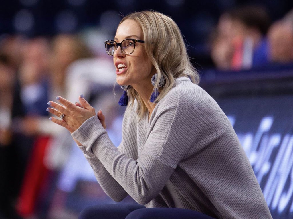 3 years ago, Kelsi Musick wrapped up her final season at D2 SWOSU.

Today she heads to the SEC, becoming the next head coach at Arkansas.

Quite the rise. Musick was phenomenal at ORU, improving their win total each year. Back to back 20 win seasons for the 1st time in a decade.