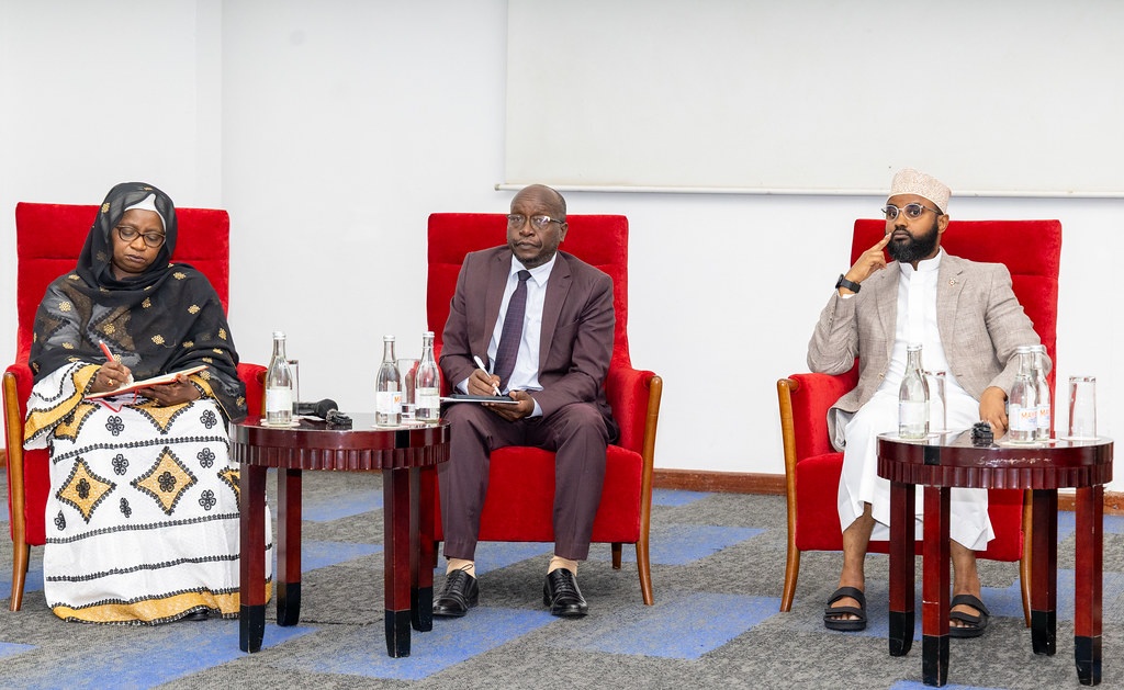 AshaMohammed_'s tweet image. Today marked another milestone towards operationalization of the @AU_DARBE @ifrc  facilitated HoA Food and Nutrition Resilience Programme. The @KenyaGov and @KenyaRedCross launched the Kenya programme that seeks to support 5M people over the next 10 years in 24 affected Counties.