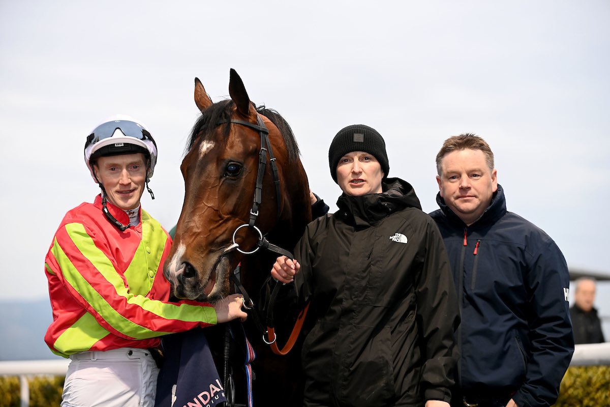 Currawood our first winner of the 2025 season winning the Irish Stallion Farms EBF Median Auction Maiden @dundalk_stadium 👏

Congratulations to all connections