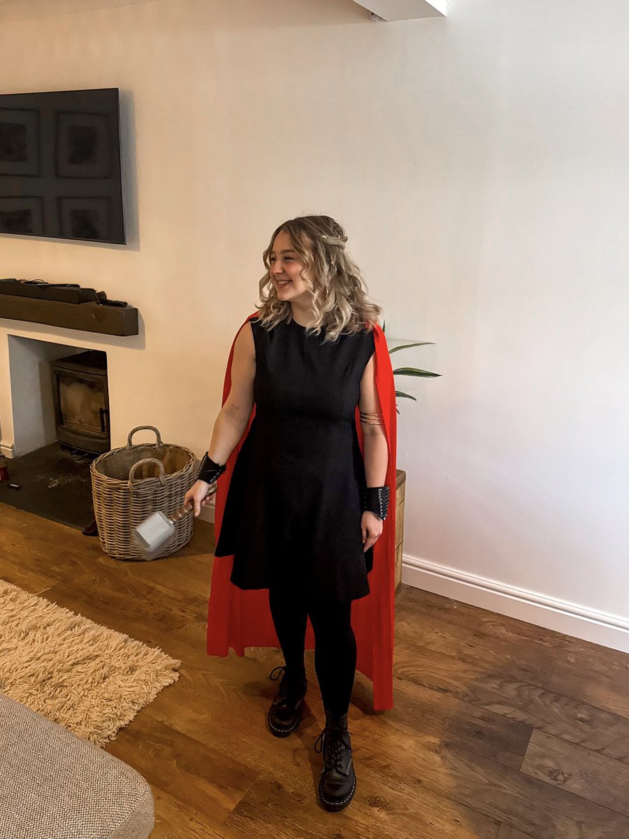 Miss Herring ✨ tweet media