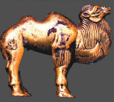 realgavinlee's tweet photo. Golden Bactria camel, unearthed near the royal mausoleum of the first emperor of Qin Empire, 3 Cent. BC. https://t.co/hrBEbTu6Fl