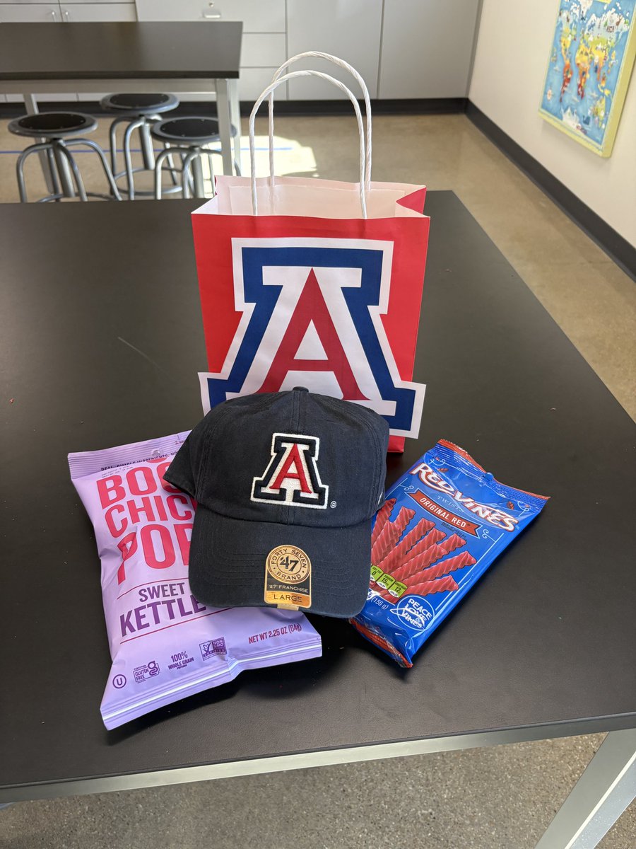 debcastledavis's tweet photo. I love my PEST! Thank you! Go Cats and Bear Down!❤️ https://t.co/pu794iUjwH
