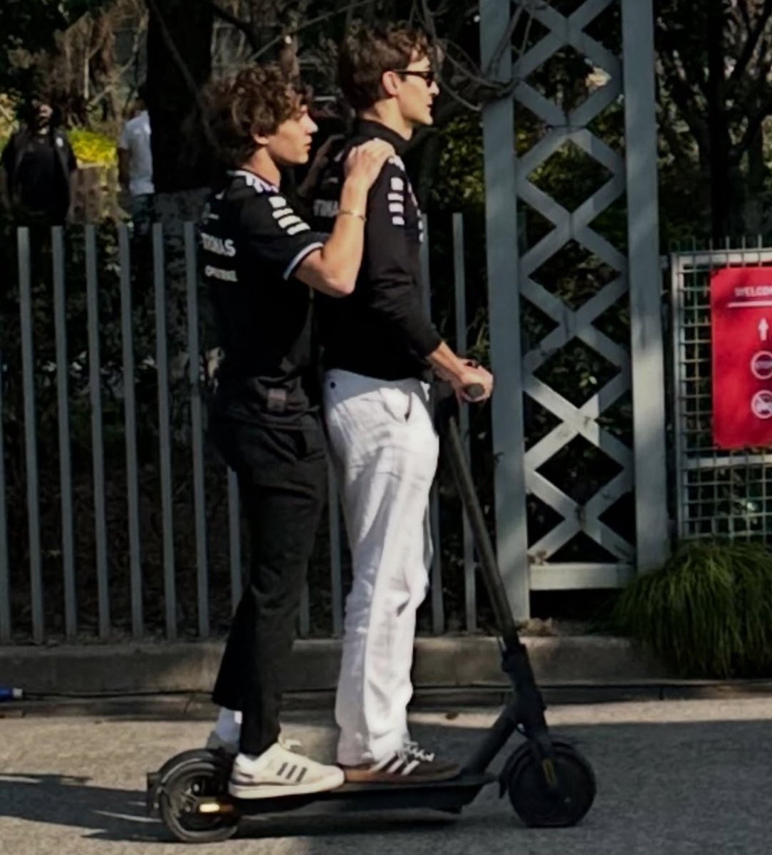 KIMI ANTONELLI AND GEORGE RUSSELL 😭