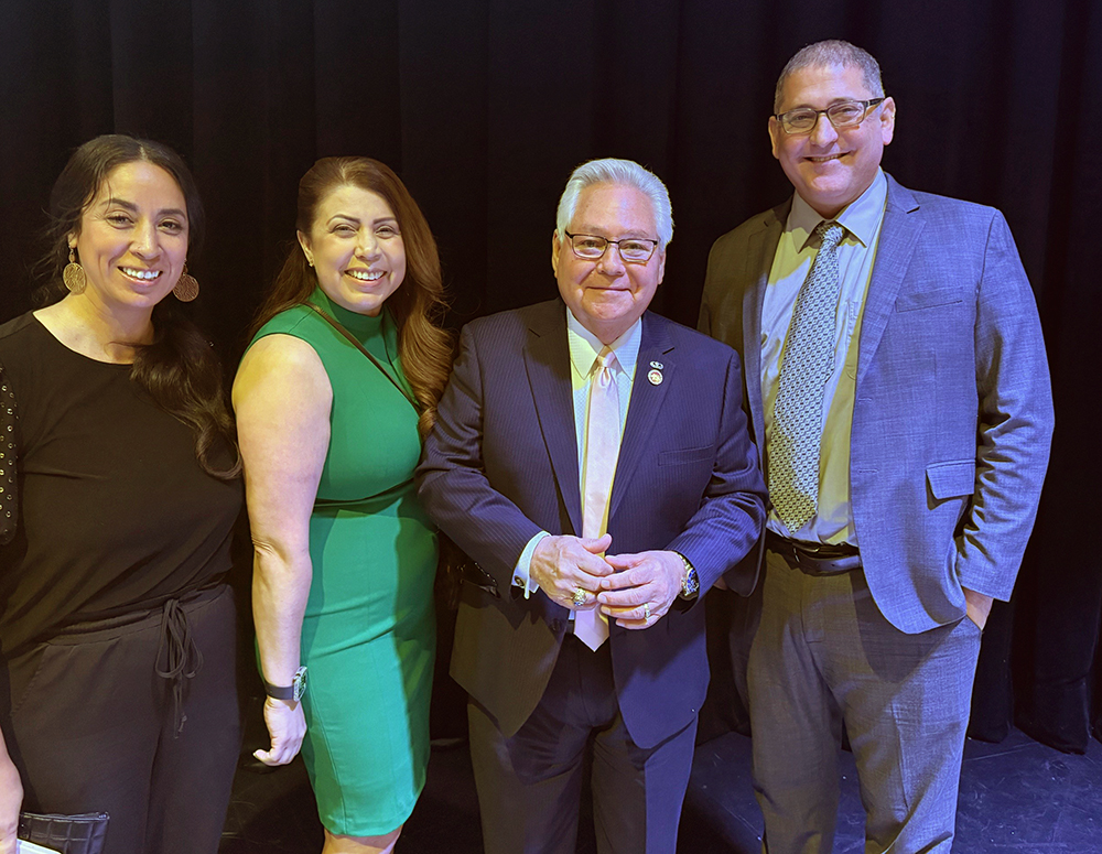 SGV Economic Partnership (@sgvep) on Twitter photo The <a href="/SGVEP/">SGV Economic Partnership</a> team celebrated excellence in workforce development at "Bridging the Gap Between Education & Employment", organized by the Rowland USD, Educational Results Partnership, & SGV Regional Chamber.
<a href="/senatorsrp/">Sen. Sasha Renée Pérez</a> @suburbanwater @Mt. SAC <a href="/SenBobArchuleta/">Senator Bob Archuleta</a> <a href="/ERP_learn/">Educational Results Partnership</a> <a href="/ICSEastLA/">InnerCity Struggle</a> The <a href="/SGVEP/">SGV Economic Partnership</a> team celebrated excellence in workforce development at "Bridging the Gap Between Education & Employment", organized by the Rowland USD, Educational Results Partnership, & SGV Regional Chamber.
<a href="/senatorsrp/">Sen. Sasha Renée Pérez</a> @suburbanwater @Mt. SAC <a href="/SenBobArchuleta/">Senator Bob Archuleta</a> <a href="/ERP_learn/">Educational Results Partnership</a> <a href="/ICSEastLA/">InnerCity Struggle</a>