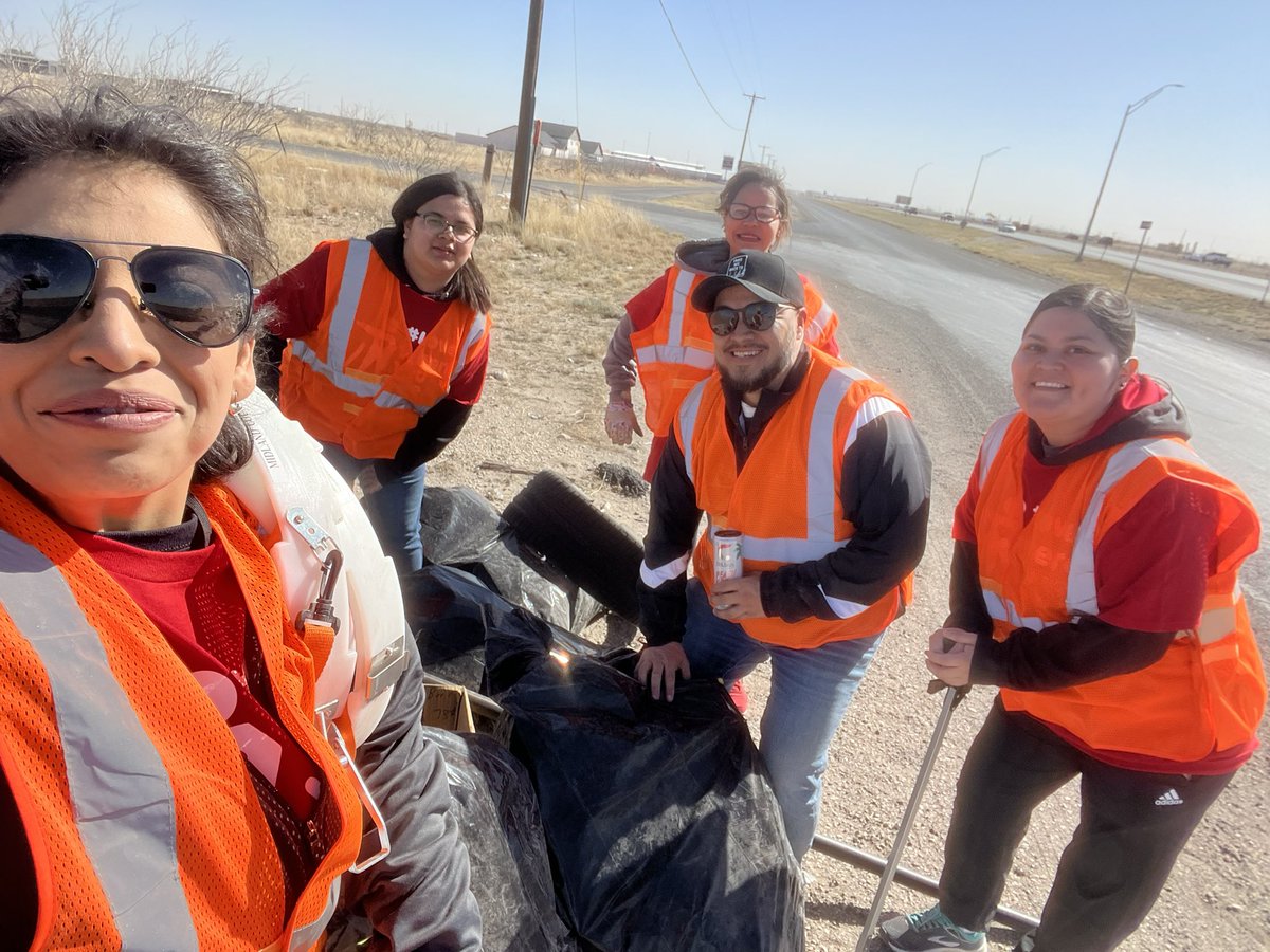 Steven Villela ๐บ๐ธ๐ค  (@stevenvillela) on Twitter photo Great day at the <a href="/MidlandCountyTX/">Midland County News</a>/<a href="/CityOfMidland/">City of Midland</a> Trash-Off! ๐๏ธ๐ช Midland County and City showed up to keep our community clean! Letโs keep it goingโjoin the Great American Clean-Up this month! Great day at the <a href="/MidlandCountyTX/">Midland County News</a>/<a href="/CityOfMidland/">City of Midland</a> Trash-Off! ๐๏ธ๐ช Midland County and City showed up to keep our community clean! Letโs keep it goingโjoin the Great American Clean-Up this month!