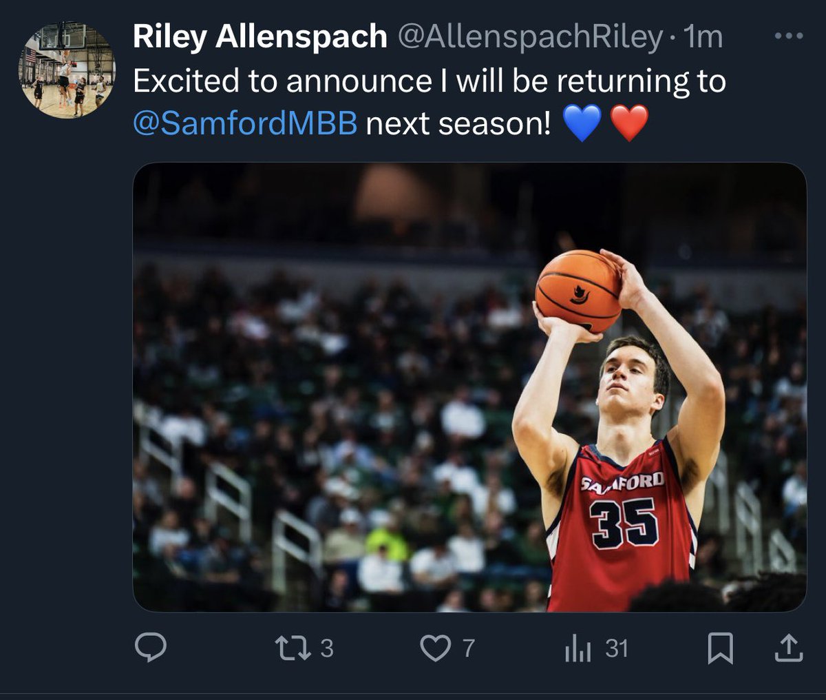 Over the past 4 hours, 4 Samford players have indicated their return to the program. 

Lukas Walls (5.8pts, 3.3reb, 1.3ast)
Jaden Brownell (14pts, 4reb, 1.1ast)
Josh Holloway (7.9pts, 2.7reb, 2.7ast)
Riley Allenspach (7.8pts, 3reb)

Massive news for Bucky Ball &amp; Samford.