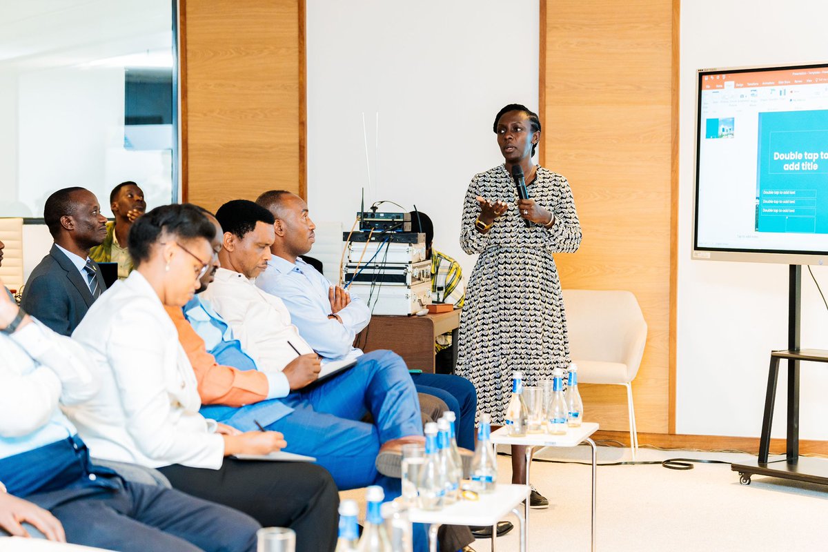 Cooperation_RW's tweet image. RCI hosted a dynamic workshop uniting Presenters &amp;amp; Focal Persons from across Govt of Rwanda—key players in delivering impactful sessions to foreign delegations. 

In the last 7 years, together we have served over 700 delegations from 70 countries!

#KnowledgeExchange
#TeamRwanda