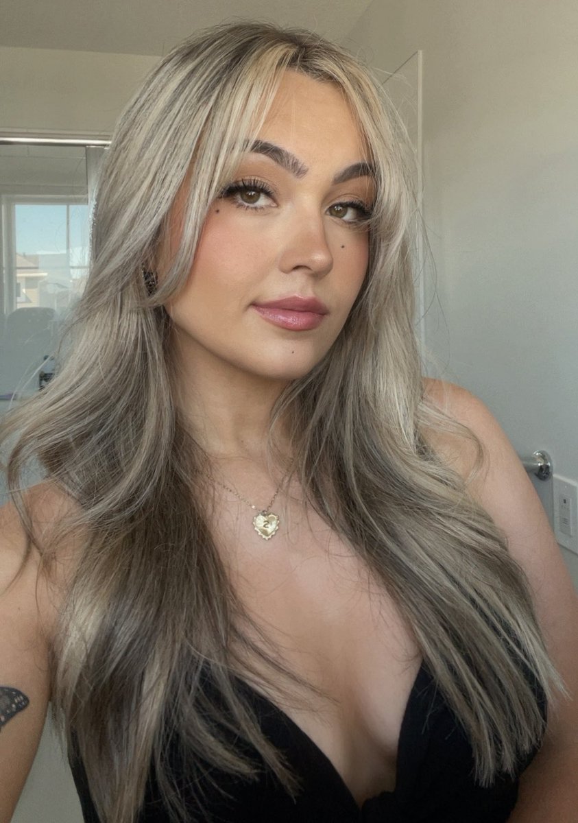 𝖲𝗈𝗉𝗁 tweet media