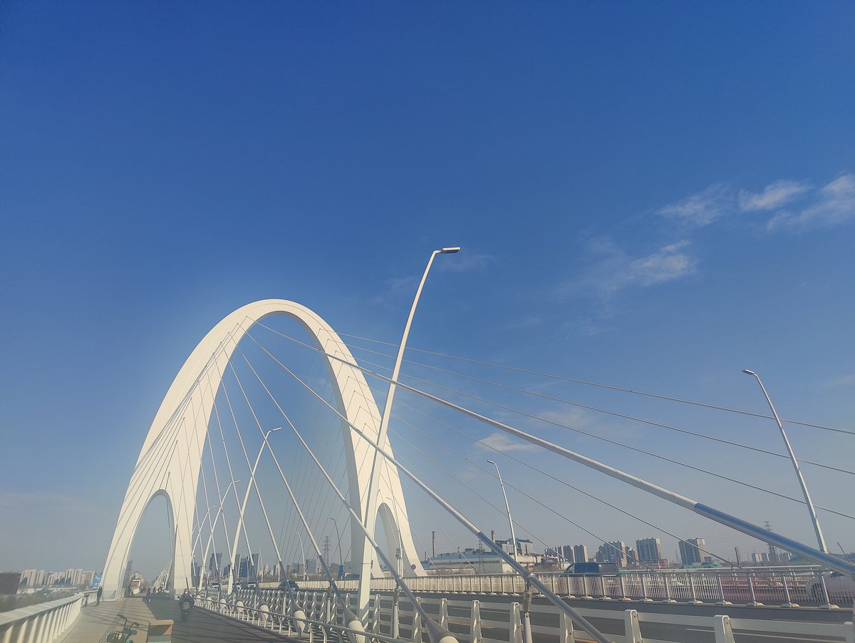 天朗气清
顺风骑车爽的一批