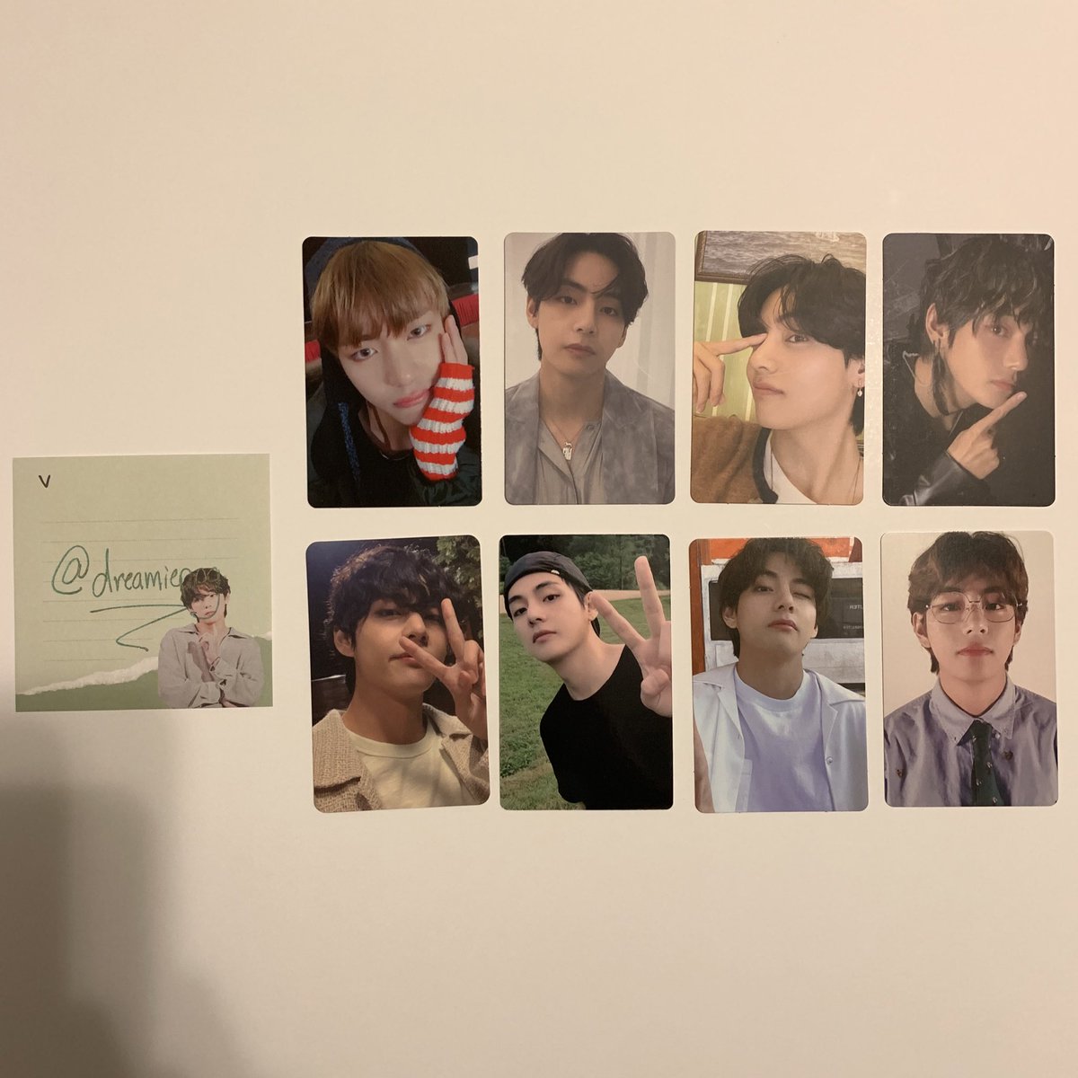 remsungflm's tweet image. Selling taehyung (v) photocards - BTS 

Have: pcs pictured below 
Want: $8 for each or anything on my wishlists (linking instagram below) 

All in mint condition! 

USA &amp;amp; Canada friendly :) 

✅⏳✅✅
✅✅✅✅

Pls comment or dm if interested

#wtsbts #wttbts wtsbts wttbts