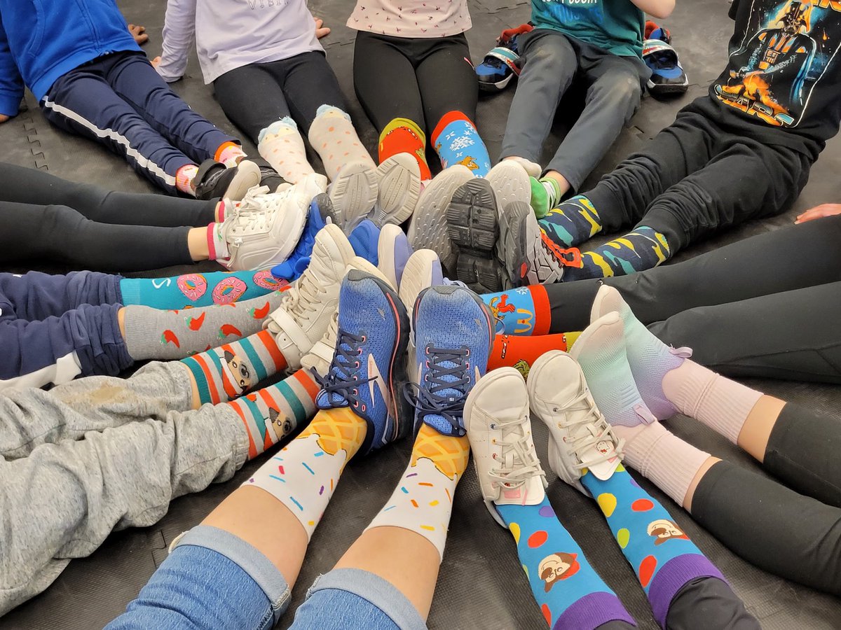 2/3 FI &amp; 4/5 FI raising awareness on World Down Syndrome Day #LotsOfSocks