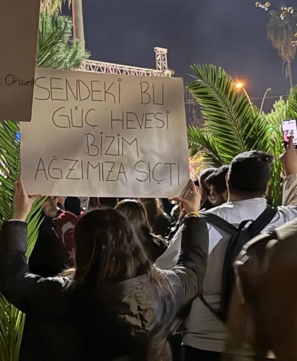 Kıvanç (@evseksisi) on Twitter photo 