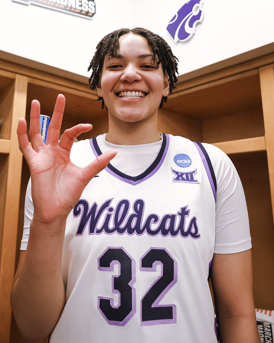 Smile if you’re going to round two ✌️

#MarchMadness