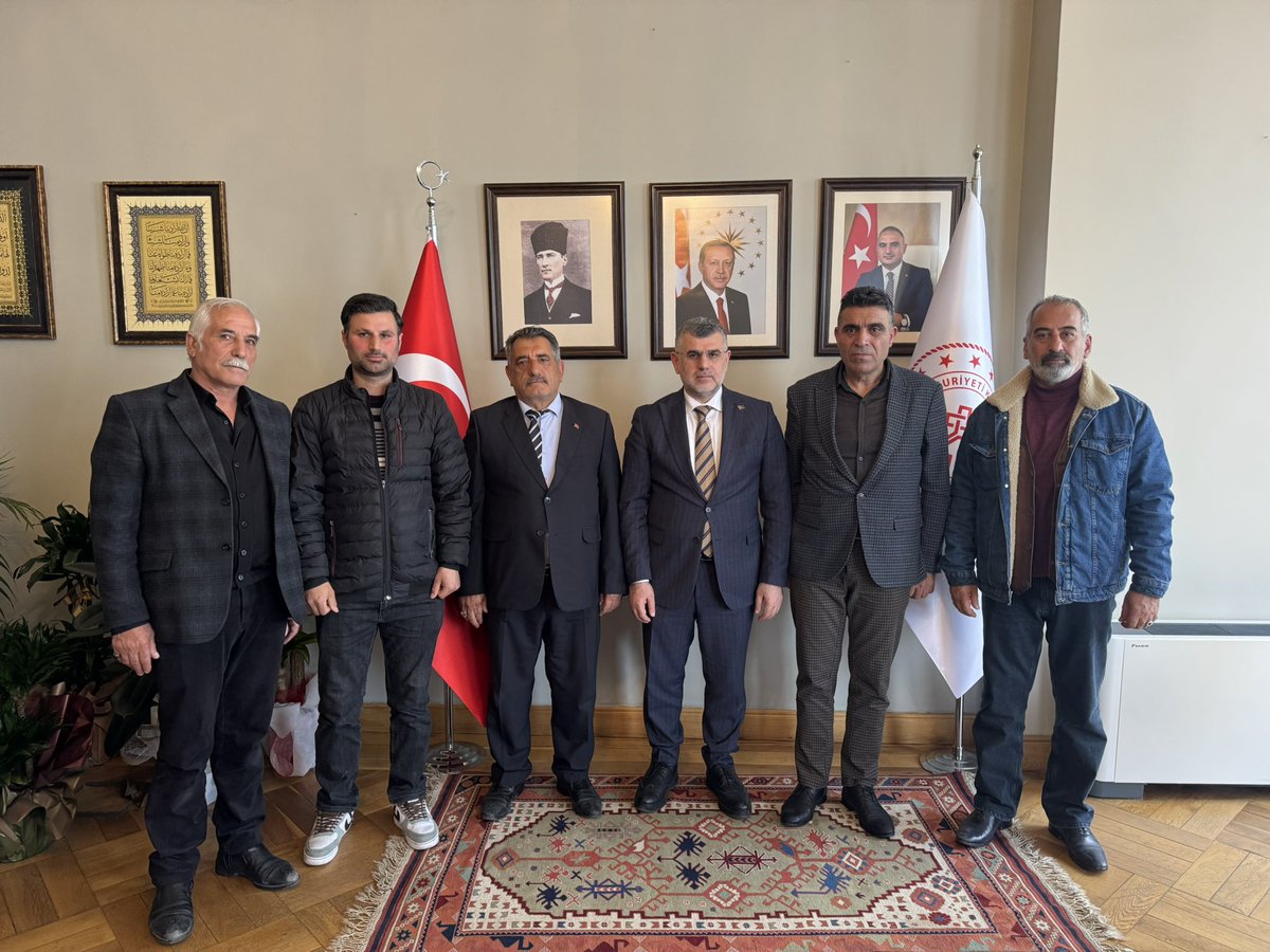İstanbul Ağrı Kültür Dernekleri Federasyonu Başkanı Sn. Mehmet Uşen ve beraberindeki heyet,müdürlüğümüzü ziyaret etti. Nazik ziyaretleri için teşekkür ediyoruz.