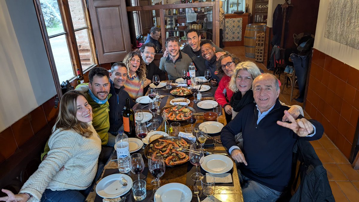 Hay encuentros que estimulan los sentimientos… @montsealivespera <a href="/isidro_sports/">Isidro López</a> <a href="/melchormauri/">Jose María Melchor</a> @emmanadalb @marta_bacardit_photography