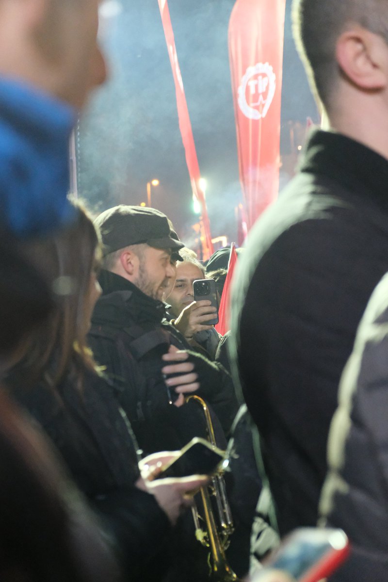 Enstrümanını alan gelmiş öyle tatlı Saraçhane