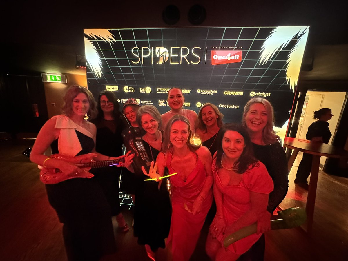 LisaLimerick's tweet photo. Having a blast at the spiders awards, crushing it with 80s theme #redclick #spiders25 https://t.co/4bTtdJNPEH