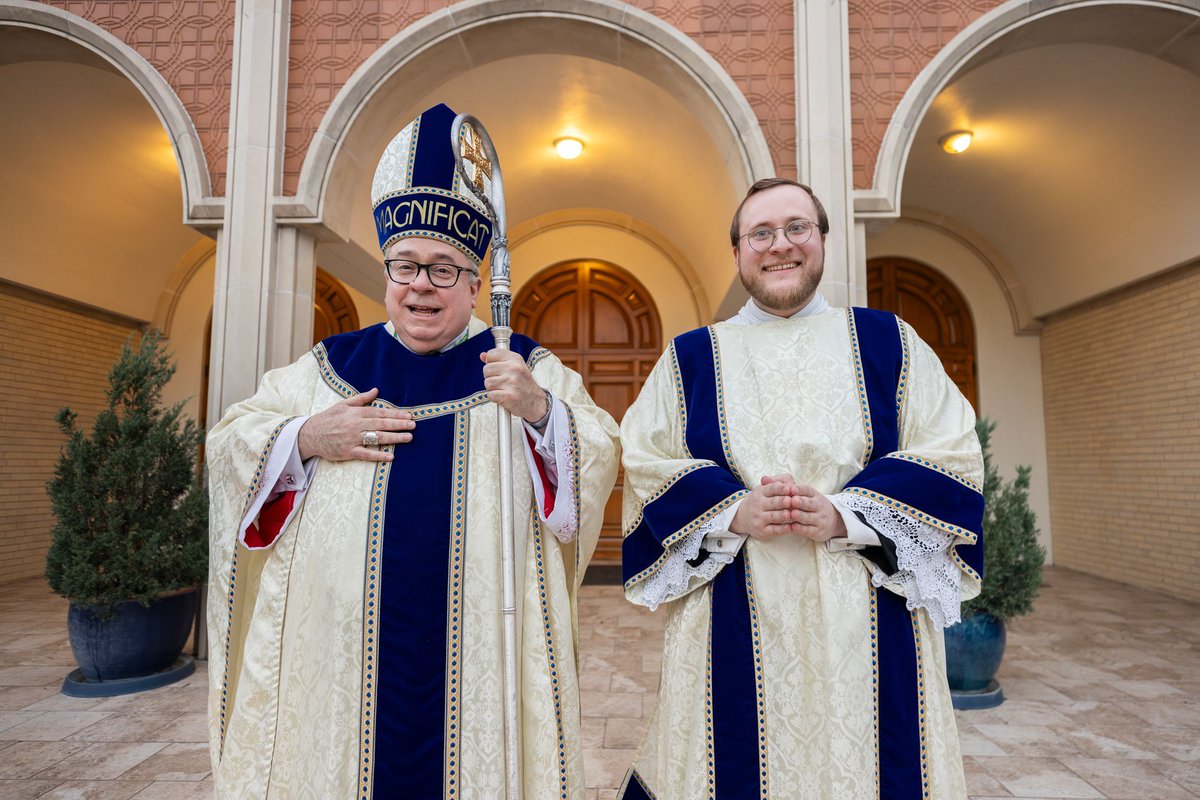 FWdiocese's tweet photo. On Wednesday, March 19, Blake R. Thompson was ordained to the transitional diaconate. Congratulations, Rev. Mr. Thompson! We pray for your continued discernment and formation to the priesthood.
#fwseminarian #fwdiocese #BishopOlson https://t.co/Iw0xtqrh13