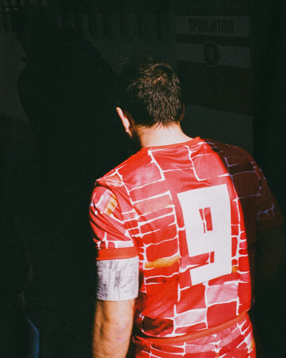 orangeket's tweet image. 🔴⚪️ @asvelasca on film 

📸 Canon AE-1 
🎞️ Kodak Ultramax 400 &amp;amp; Fujifilm 400 

#35mm #filmisnotdead #analogphotography #analogfootball