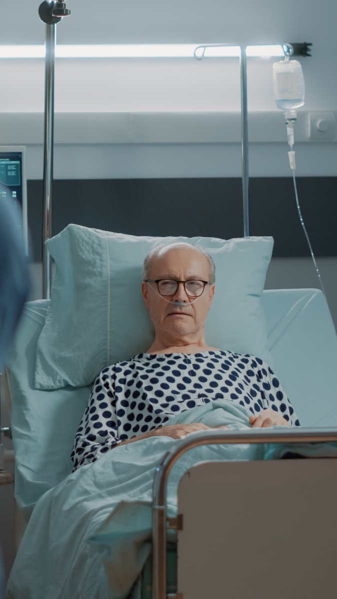 When we dismiss #delirium as "it's just confusion" we diminish both the suffering it causes and the complex neurobiological storm (the acute encephalopathy) it represents. 

Image: freepik