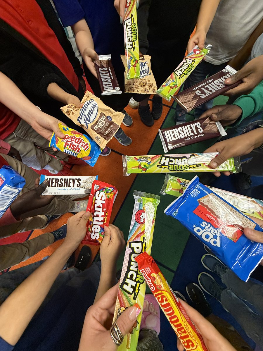 Alyssa Cuevas tweet media