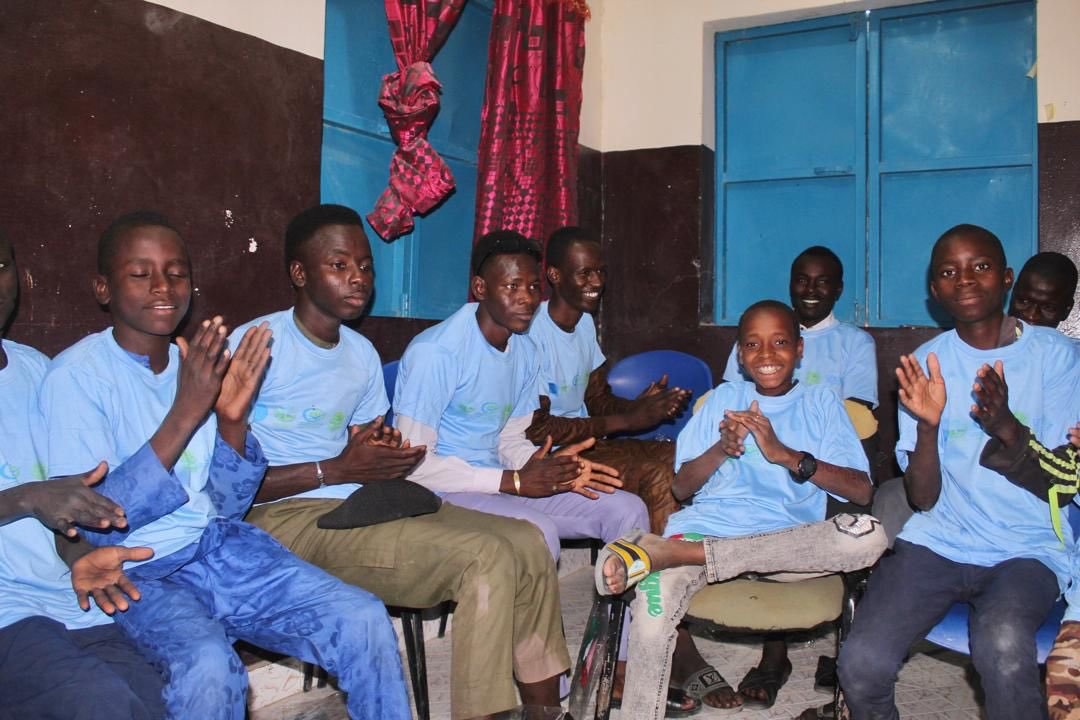 *DIKO DIFFA* 

Cette semaine, l'équipe DIKO de #Diffa a animée un atelier de profilage des #enfants à risque de protection des #communes de Diffa et de Chétimari.

L'atelier a regroupé  150 enfants, dont 91 filles et 59 garçons, venus de 8 villages.

Les discussions avec les