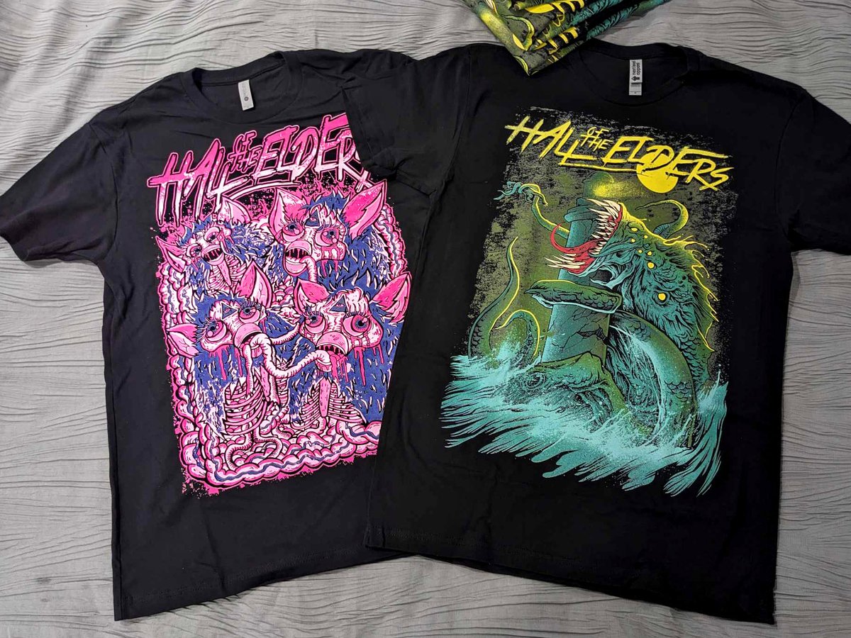 どれ？What design should we bring on tour?
🩷💜       💚💛 #merch #bandmerch