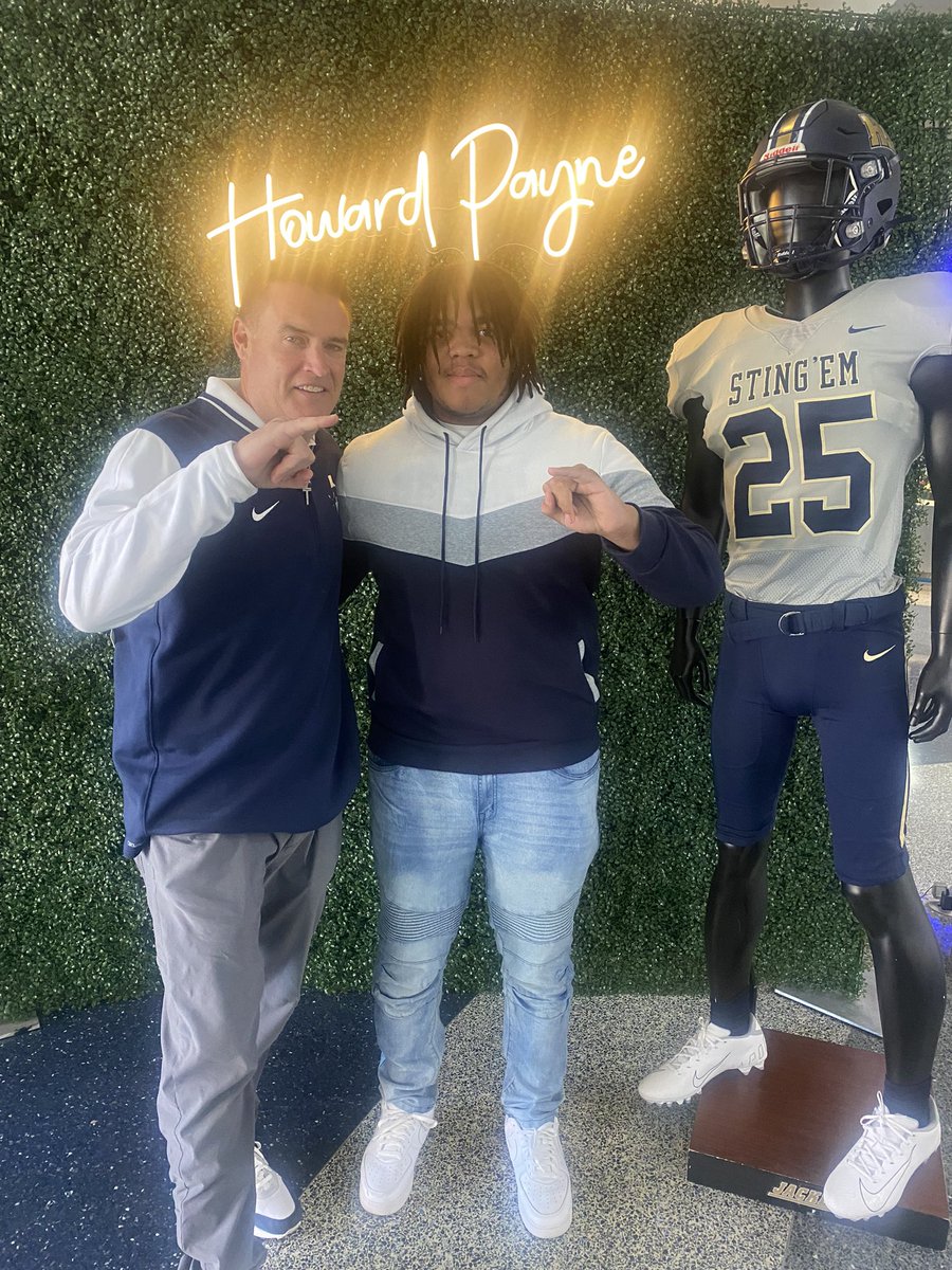 Kaleb Wright (@kaleb_wri) on Twitter photo After a great visit Iβm blessed to receive a offer from <a href="/HPUFootball/">Howard Payne University Football</a> <a href="/CoachSnyde/">Will</a> <a href="/CoachsacksDent/">Randall "Sack Chaser" Dent π°ππ½ββοΈ</a> <a href="/SeguinCougarFB/">Seguin Cougar Football ππΎ</a> <a href="/coachjoegordon/">The Official Teammate of Today's Student Athlete</a> After a great visit Iβm blessed to receive a offer from <a href="/HPUFootball/">Howard Payne University Football</a> <a href="/CoachSnyde/">Will</a> <a href="/CoachsacksDent/">Randall "Sack Chaser" Dent π°ππ½ββοΈ</a> <a href="/SeguinCougarFB/">Seguin Cougar Football ππΎ</a> <a href="/coachjoegordon/">The Official Teammate of Today's Student Athlete</a>