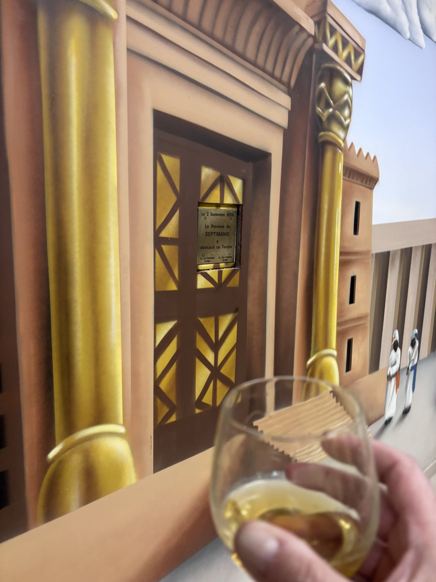 Marquant_C's tweet image. Quel décor ! Les agapes à venir sont aussi belles 🤩