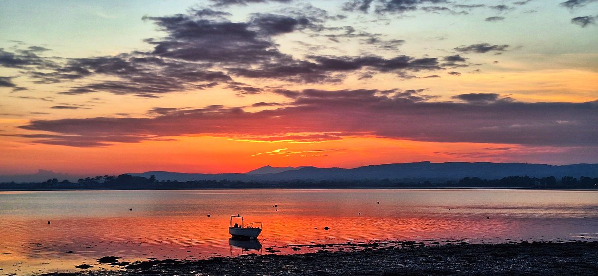 Patrick Kenealy (@patrickkenealy) on Twitter photo Ballinacourty, Co Waterford just after sunset. <a href="/ancienteastIRL/">Ireland's Ancient East</a> <a href="/barrabest/">Barra Best</a> <a href="/deric_tv/">Deric</a> <a href="/DiscoverDungarv/">Discover Dungarvan</a> <a href="/DiscoverIreland/">Discover Ireland</a> <a href="/discoverirl/">Discover Ireland</a> <a href="/DungarvanTIO/">Dungarvan Tourism</a> <a href="/welovewaterford/">We💙Waterford 🏄🏻♂️</a> <a href="/WaterfordANDme/">The long walk home☘️🥀🟰</a> <a href="/Failte_Ireland/">Fáilte Ireland</a> <a href="/VisitWaterford/">Visit Waterford</a> <a href="/WaterfordCounci/">Waterford City & County Council</a> <a href="/WaterfordPocket/">Waterford In Your Pocket</a> <a href="/WaterfordGrnWay/">Waterford Greenway</a> <a href="/GoToIreland/">Discover Ireland</a> Ballinacourty, Co Waterford just after sunset. <a href="/ancienteastIRL/">Ireland's Ancient East</a> <a href="/barrabest/">Barra Best</a> <a href="/deric_tv/">Deric</a> <a href="/DiscoverDungarv/">Discover Dungarvan</a> <a href="/DiscoverIreland/">Discover Ireland</a> <a href="/discoverirl/">Discover Ireland</a> <a href="/DungarvanTIO/">Dungarvan Tourism</a> <a href="/welovewaterford/">We💙Waterford 🏄🏻♂️</a> <a href="/WaterfordANDme/">The long walk home☘️🥀🟰</a> <a href="/Failte_Ireland/">Fáilte Ireland</a> <a href="/VisitWaterford/">Visit Waterford</a> <a href="/WaterfordCounci/">Waterford City & County Council</a> <a href="/WaterfordPocket/">Waterford In Your Pocket</a> <a href="/WaterfordGrnWay/">Waterford Greenway</a> <a href="/GoToIreland/">Discover Ireland</a>