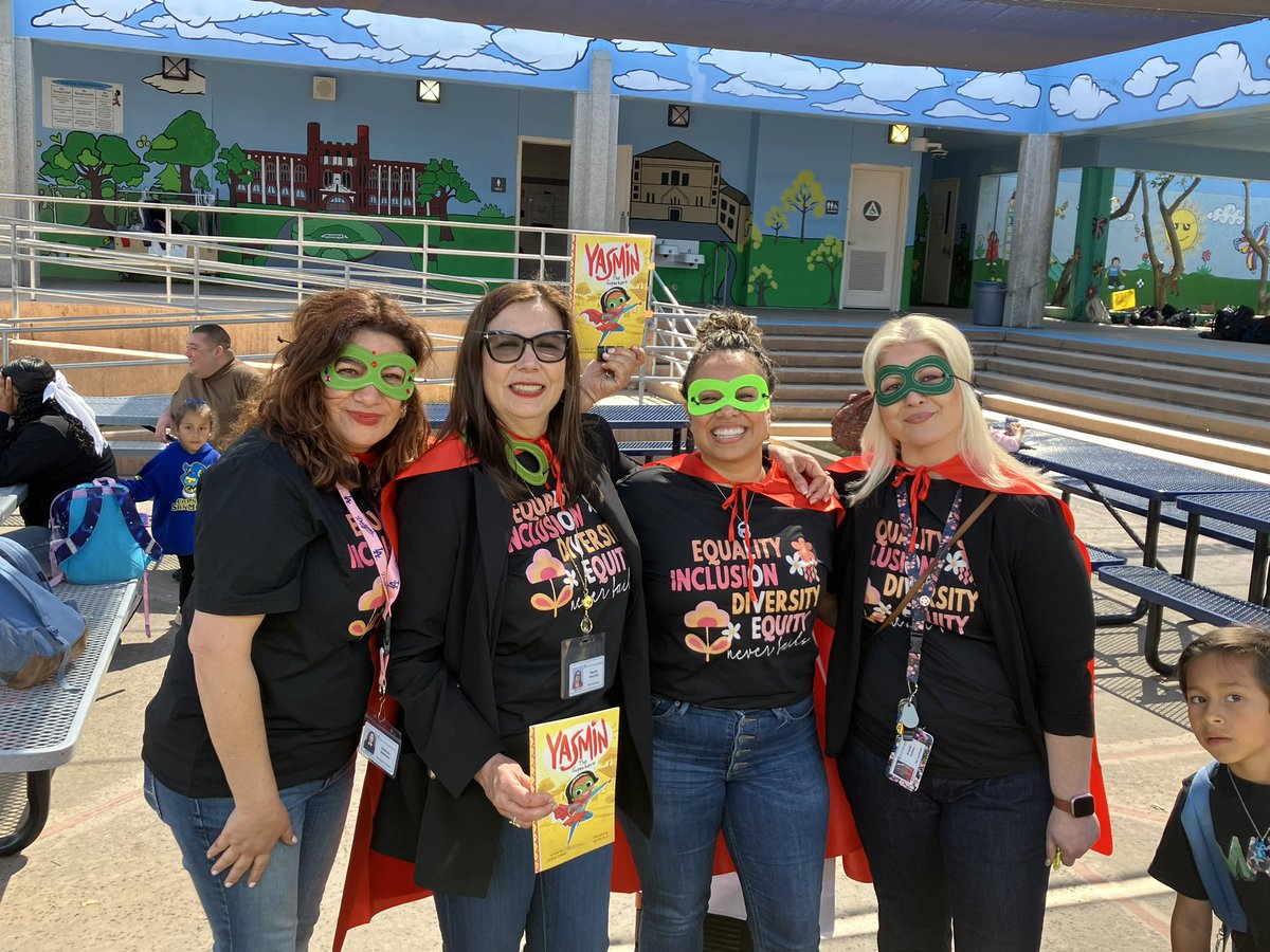 MariaPreci17531's tweet image. An amazing way to end the week and an excellent send off to Spring Break. Thank you Ms. Martha and all our volunteers for coming out to support our Book Fair event. @sbusd_news #sbusddreambuilders #pencepenguins @Supt_SBUSD