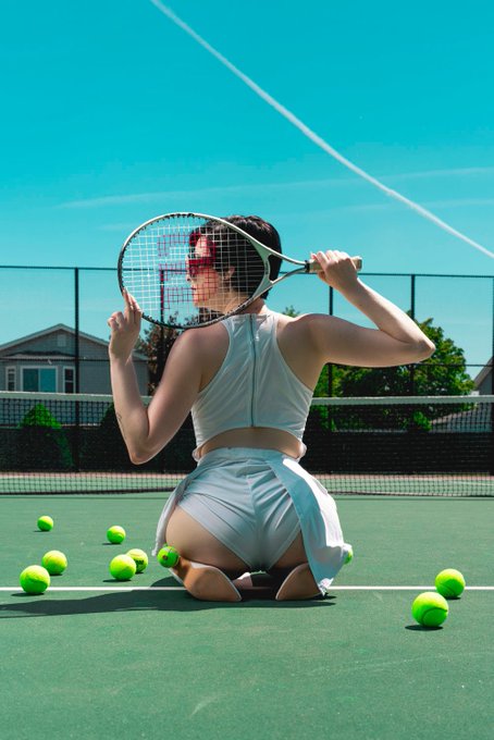 Watch Harli Kane's leaked NSFW photo on TwXstars