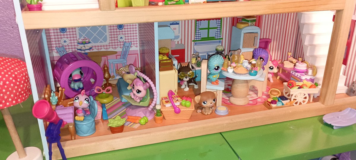 superwolfjammer's tweet image. everyone's home 🌸💜
- zooming in recommended ✨
more views/angles in replies 🧵🍀