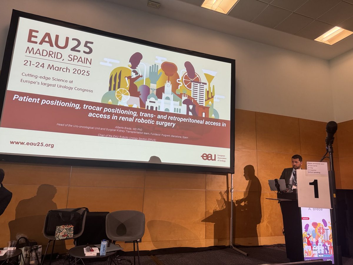 KC Safi (@safi_kc) on Twitter photo <a href="/AlbertoBreda1/">Alberto Breda</a> ,<a href="/aleantonellibs1/">Alessandro Antonelli MD FRCS(Glasg)</a> , #ESU, #Robotics in renal surgery.
Fantastic day with the Robotic experts, comprehensive coverage with tips & tricks of years of experience in 3 hours covering upper tract RA renal surgeries.Thankx Prof. Breda & Team. CU in London <a href="/AlbertoBreda1/">Alberto Breda</a> ,<a href="/aleantonellibs1/">Alessandro Antonelli MD FRCS(Glasg)</a> , #ESU, #Robotics in renal surgery.
Fantastic day with the Robotic experts, comprehensive coverage with tips & tricks of years of experience in 3 hours covering upper tract RA renal surgeries.Thankx Prof. Breda & Team. CU in London