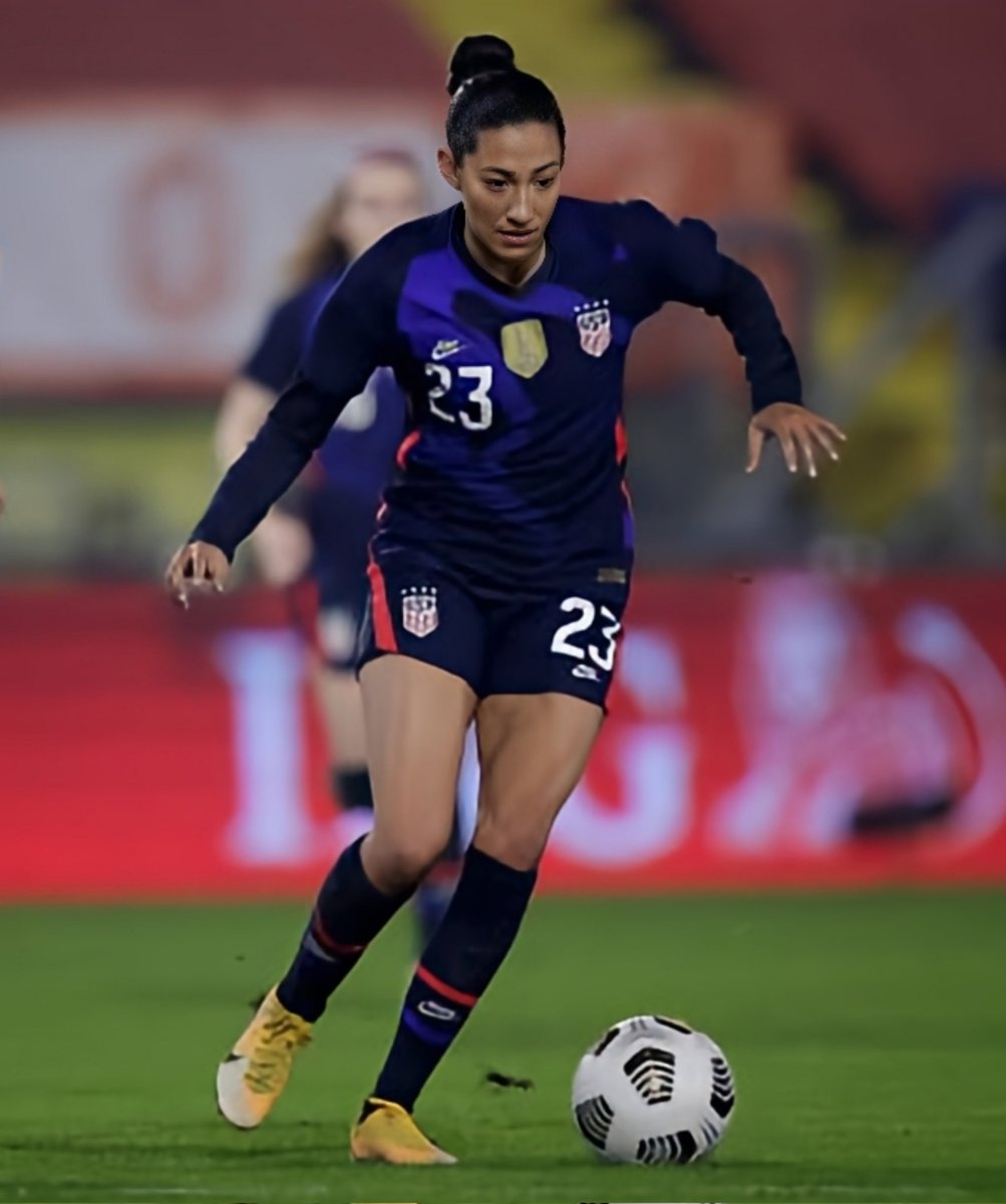 _Central_Do_Fut's tweet photo. @shesmyivy Na sua opinião a Christien Press tem chances de voltar à seleção norte-americana Anne? https://t.co/998mOYyEM9