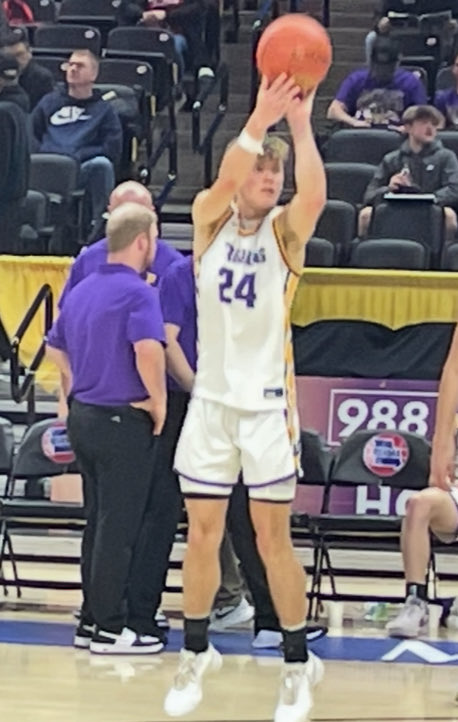 Prep Hoops Missouri (@prephoopsmo) on Twitter photo In the first Class 4 semifinal game, Trey Williams Jr led <a href="/vashon_bball/">Vashon Basketball</a> with 19 PTS. Carter Whitley had 15 PTS for Potosi In the first Class 4 semifinal game, Trey Williams Jr led <a href="/vashon_bball/">Vashon Basketball</a> with 19 PTS. Carter Whitley had 15 PTS for Potosi