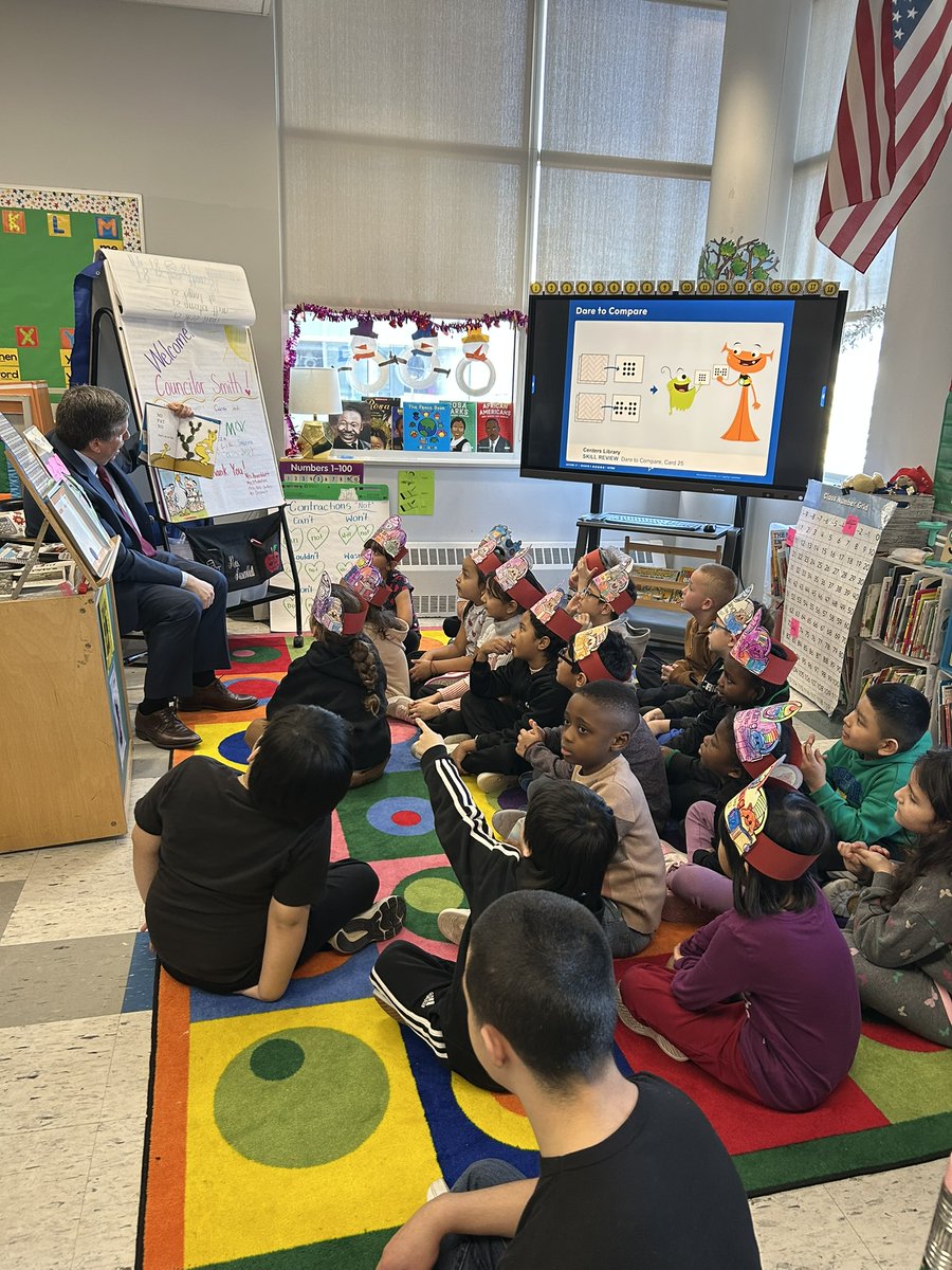 SalDiDomenico's tweet image. One of my favorite times of the year is #readacrossamericaweek and I had a great time reading Hop on Pop to a great group of 1st graders at the Lafayette School in Everett.