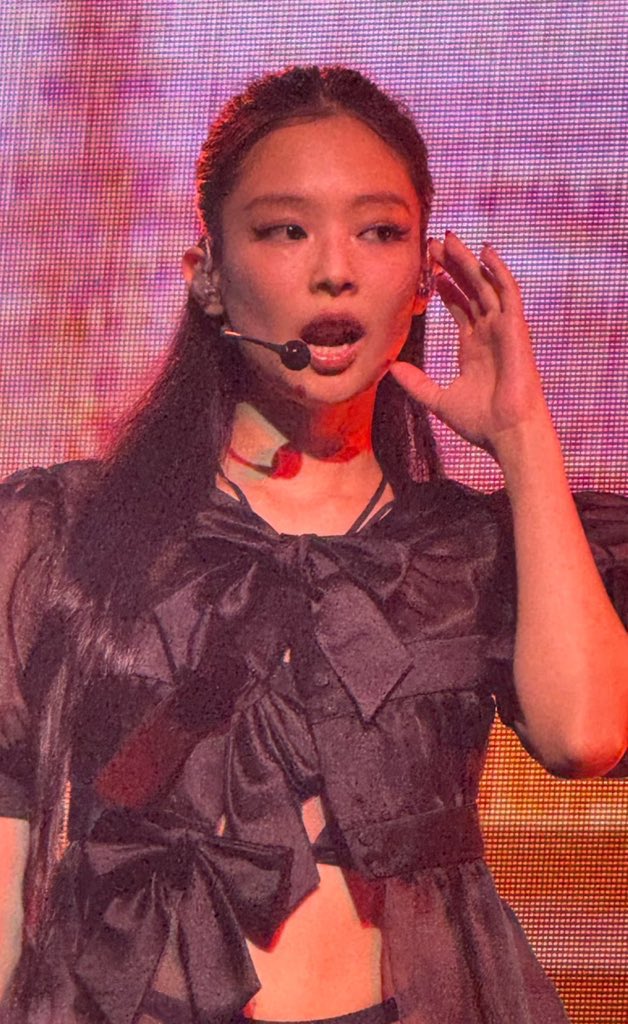 portaljennie__'s tweet image. MARAVILHOSA! Jennie durante o THE RUBY EXPERIENCE em Paris hoje. 

JENNIE NOTRE RUBY 
#RubyExperienceParis