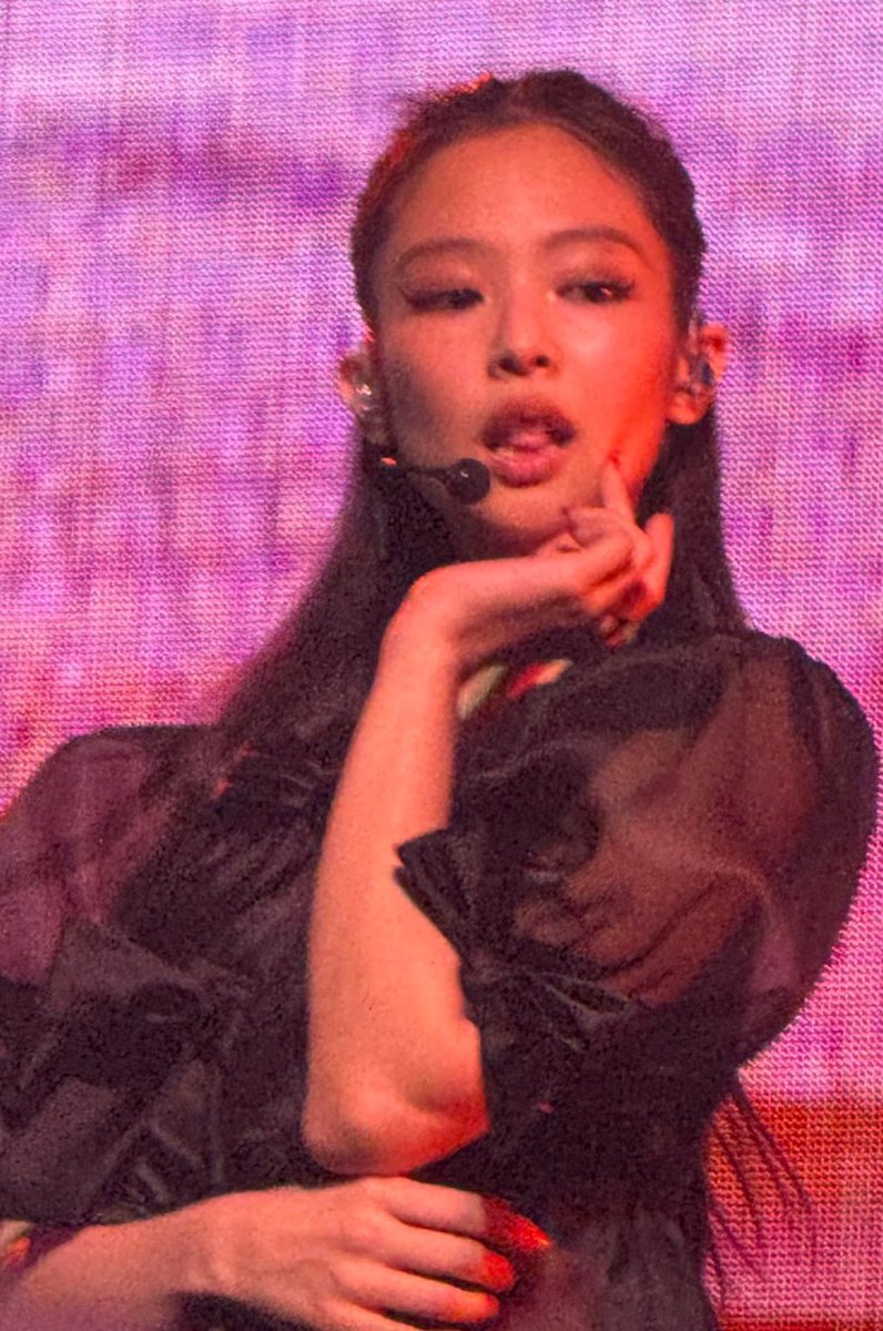 portaljennie__'s tweet image. MARAVILHOSA! Jennie durante o THE RUBY EXPERIENCE em Paris hoje. 

JENNIE NOTRE RUBY 
#RubyExperienceParis